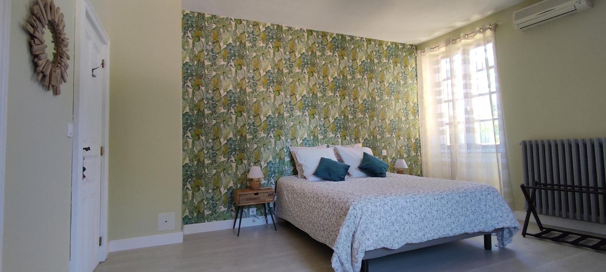 Domaine Les Garrigues Bed and Breakfast Puygaillard-de-Quercy Exteriör bild